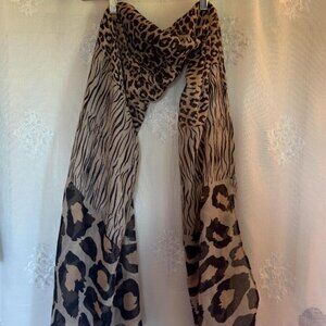 Animal kingdom scarf